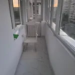 In Piata Victoriei, 3 Rooms, Modernized, Building With Elevator Apartmán