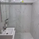 Apartmán In Piata Victoriei, 3 Rooms, Modernized, Building With Elevator Bukurešť